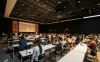 Améliorer les conférences académiques avec le système de communication sans fil full-duplex Retekess TT129